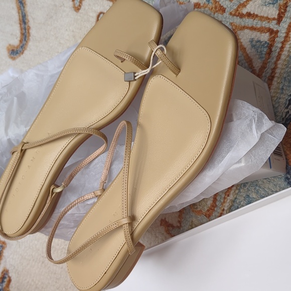 NWT Studio Amelia 1.3 Sandal Leather Minimalist - Picture 4 of 8